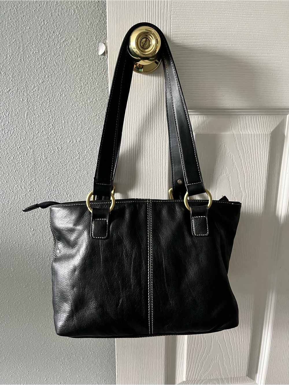 Classic Y2K Black Leather Tote Handbag NWT